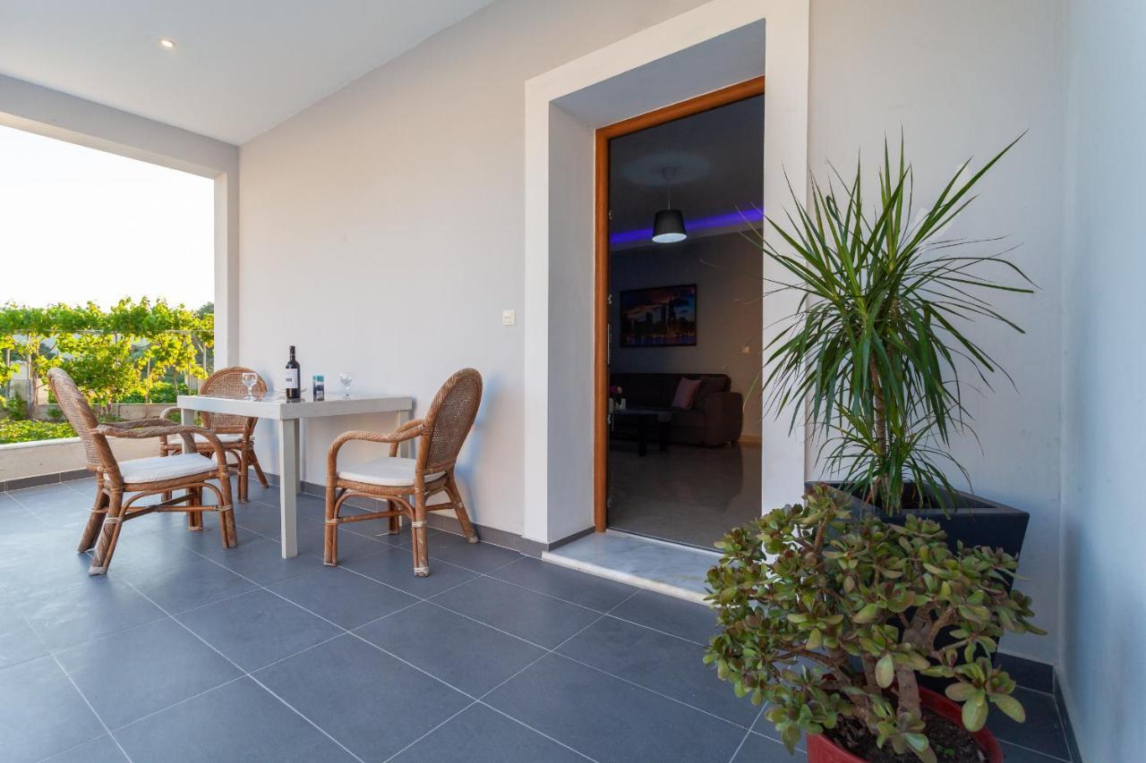 Garden House Daire Kremastí Dış mekan fotoğraf